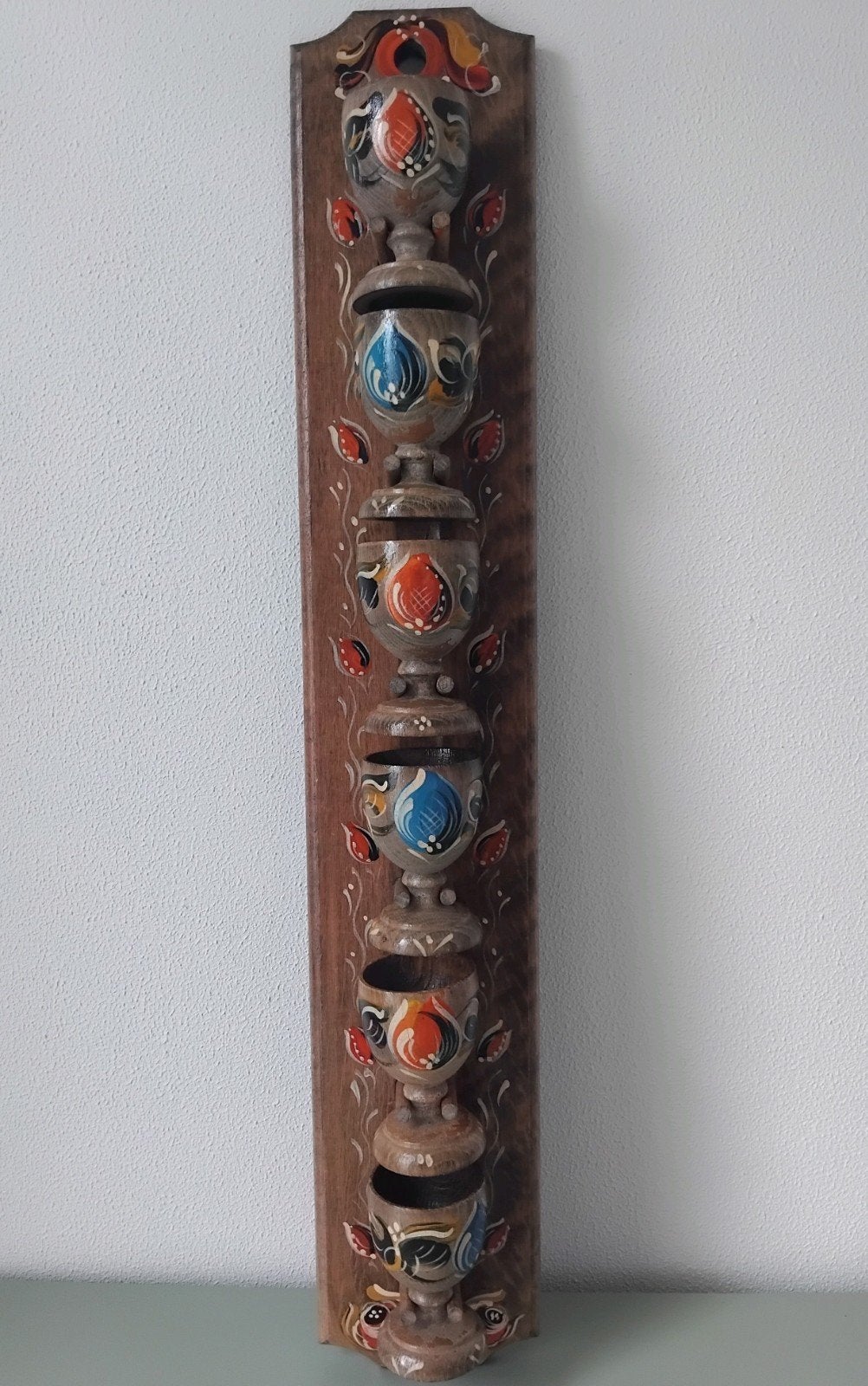 🌺Vintage 🌺Wandhouder met 6x Eierdopjes 🌺Handbeschilderd, Verzenden