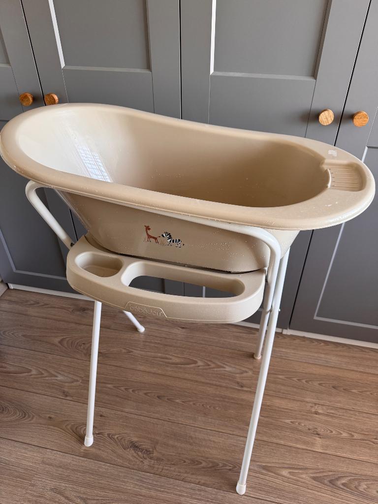 Bebe-jou bad in goede staat met slang en zitje, Kinderen en Baby's, Ophalen, Zo goed als nieuw, Badje, Bébé-jou