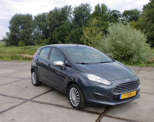 Ford Fiesta 1.0 5DRS GRIJS BJ2014 APK2-27 AIRCO ELRAM/SP NAP, Voorwielaandrijving, Euro 5, 525 kg, Origineel Nederlands