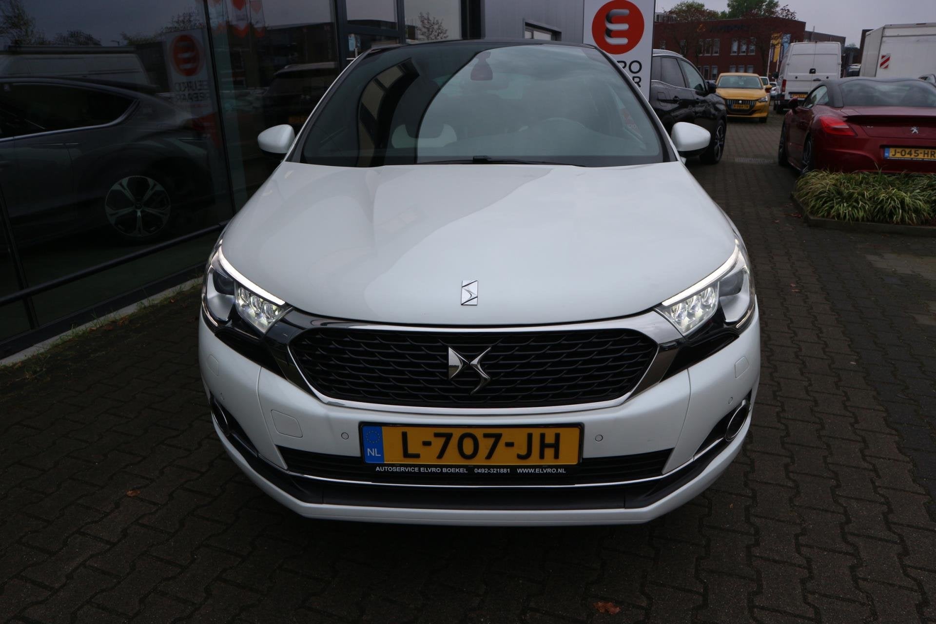 DS 4 1.6 165PK AUTOMAAT Performance Line NAVI CAMERA KEYLESS, Auto's, Gebruikt, 4 cilinders, 1650 kg, Wit