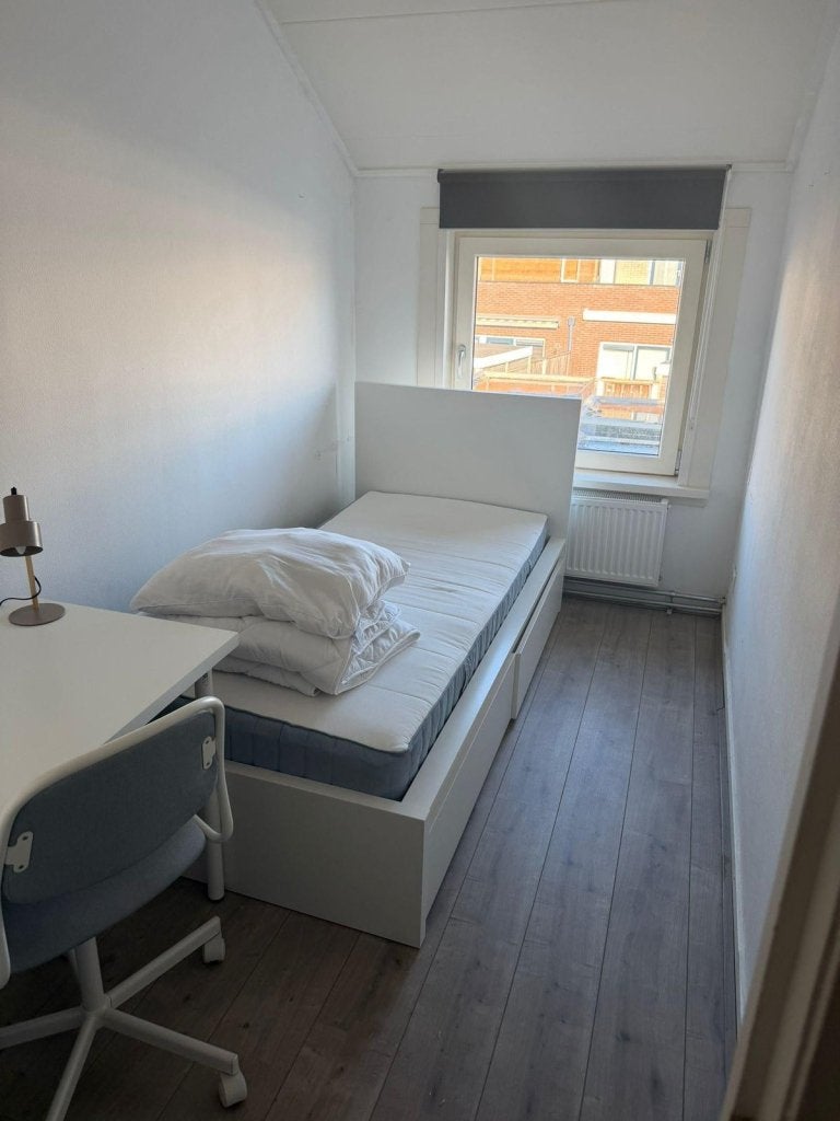 NIEUW! Woonruimte te huur Ypkemeulestraat, Enschede, Huizen en Kamers