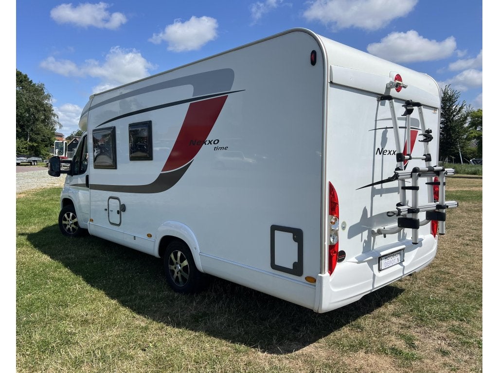 Bürstner Nexxo Time T660 | Nieuwstaat | NL camper N, Caravans en Kamperen, Campers, Luifel, Fiat, 6 tot 7 meter, Bedrijf