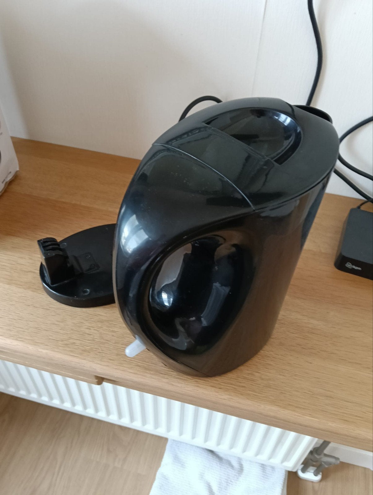 Net goedwerkend waterkokertje voor bv op de camping., Caravans en Kamperen, Kampeeraccessoires, Zo goed als nieuw, Ophalen of Verzenden
