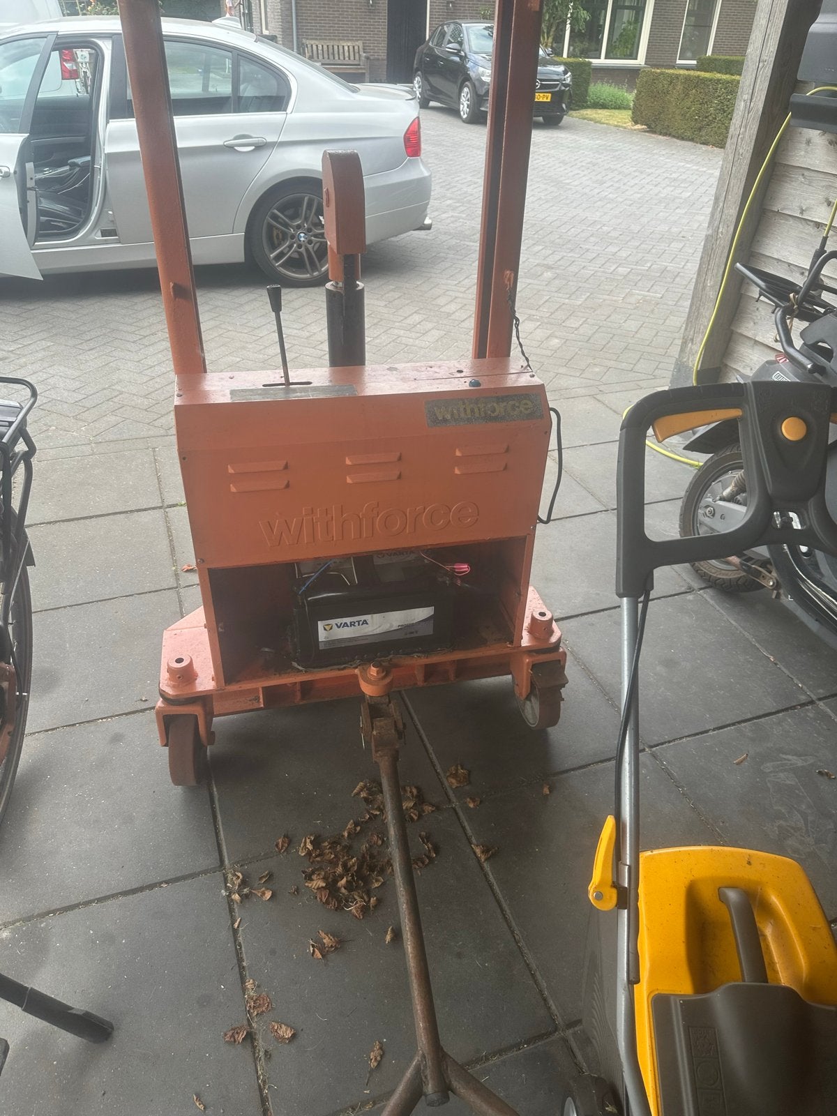 Gebruikte Stapelaar 1200 kg - Olielekkage bij max. hoogte, Zakelijke goederen, 1000 tot 2000 kg, Ophalen, Stapelaar