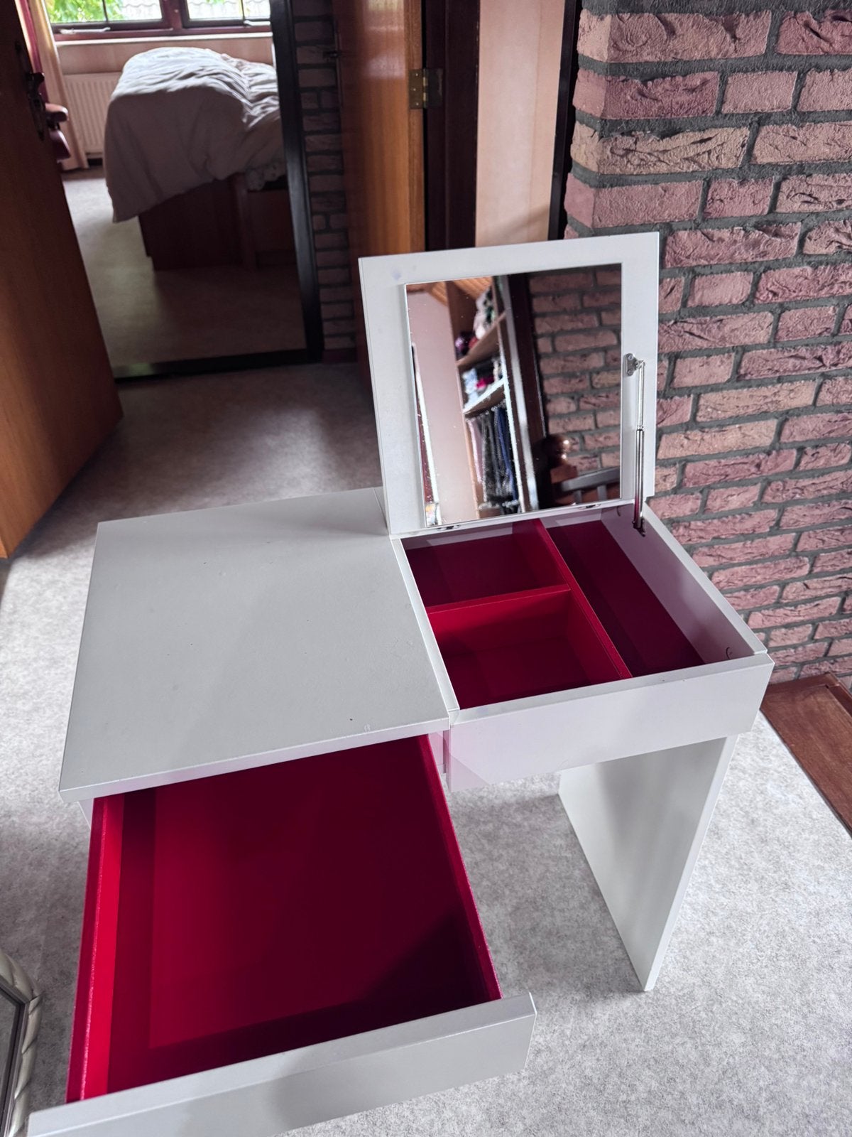 Make-Up tafel Ikea-Brimnes, Ophalen
