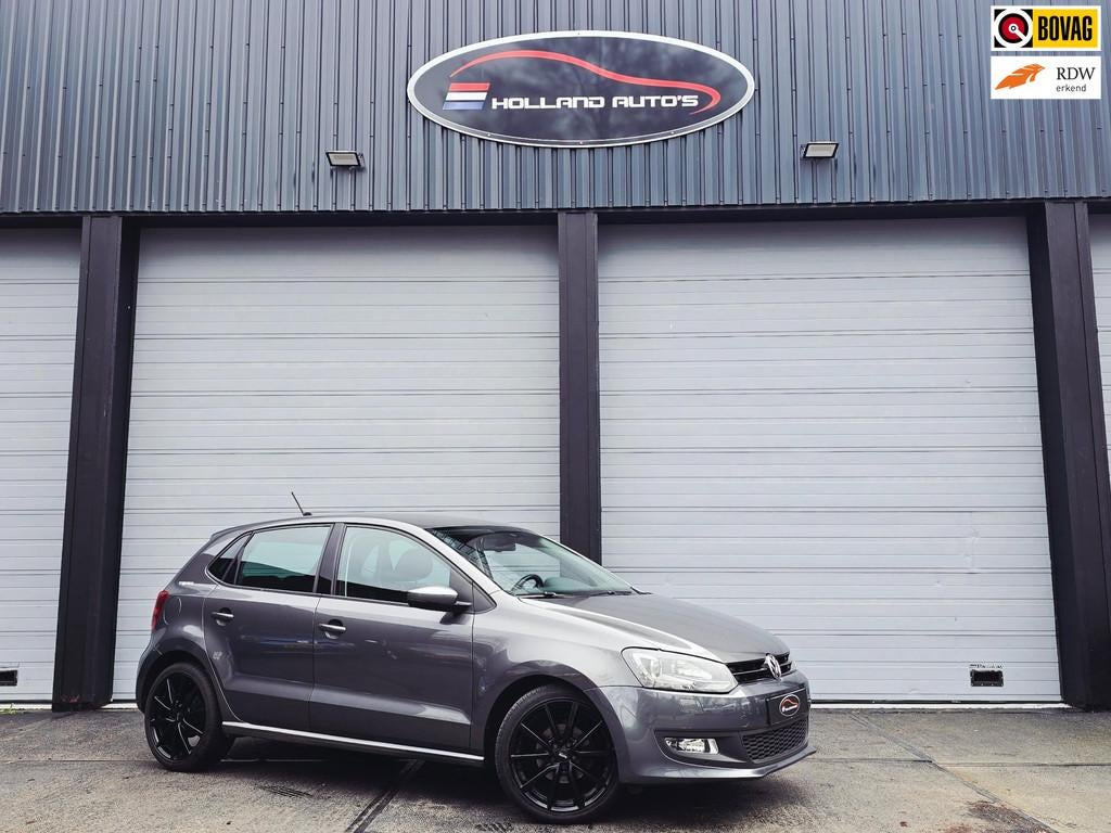 Volkswagen Polo 1.2 TSI Highline, 5 deurs automaat nette sta, Stof, Gebruikt, Zwart, 4 cilinders
