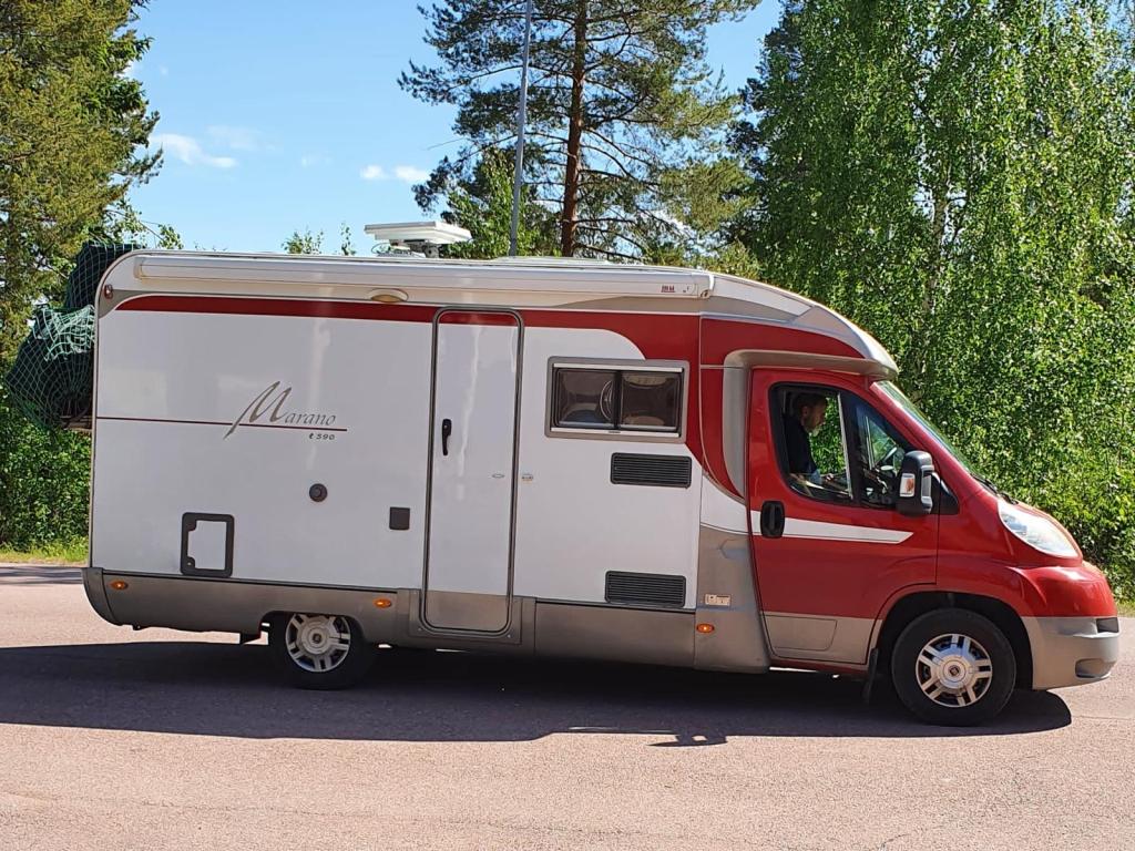 Bürstner Marano T590 (1046829), Caravans en Kamperen, Campers, Particulier, tot en met 2, Bürstner, Overige merken, Diesel, Handgeschakeld