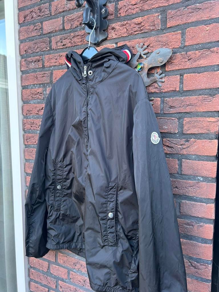 Moncler Zomerjas, Ophalen of Verzenden, Zo goed als nieuw, Zwart