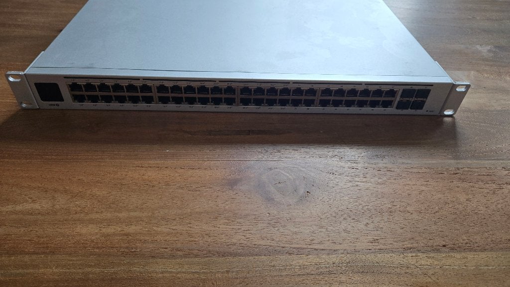 Unify Network 48 PoE (USW-48-PoE), Ophalen, Zo goed als nieuw