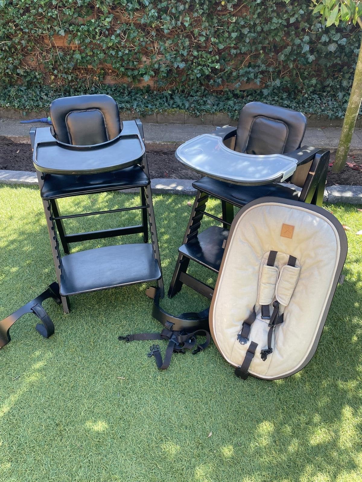 Complete Kidsmill Up – 2 kinderstoelen + newbornset + acc, Ophalen, Gebruikt, Meegroeistoel, Afneembaar eetblad