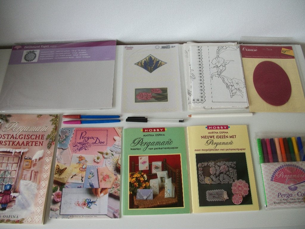 Pergamano pakket - Perkamentpapier 3 Boek Pennen Stiften enz, Hobby en Vrije tijd, Ophalen of Verzenden, Nieuw, Overige thema's