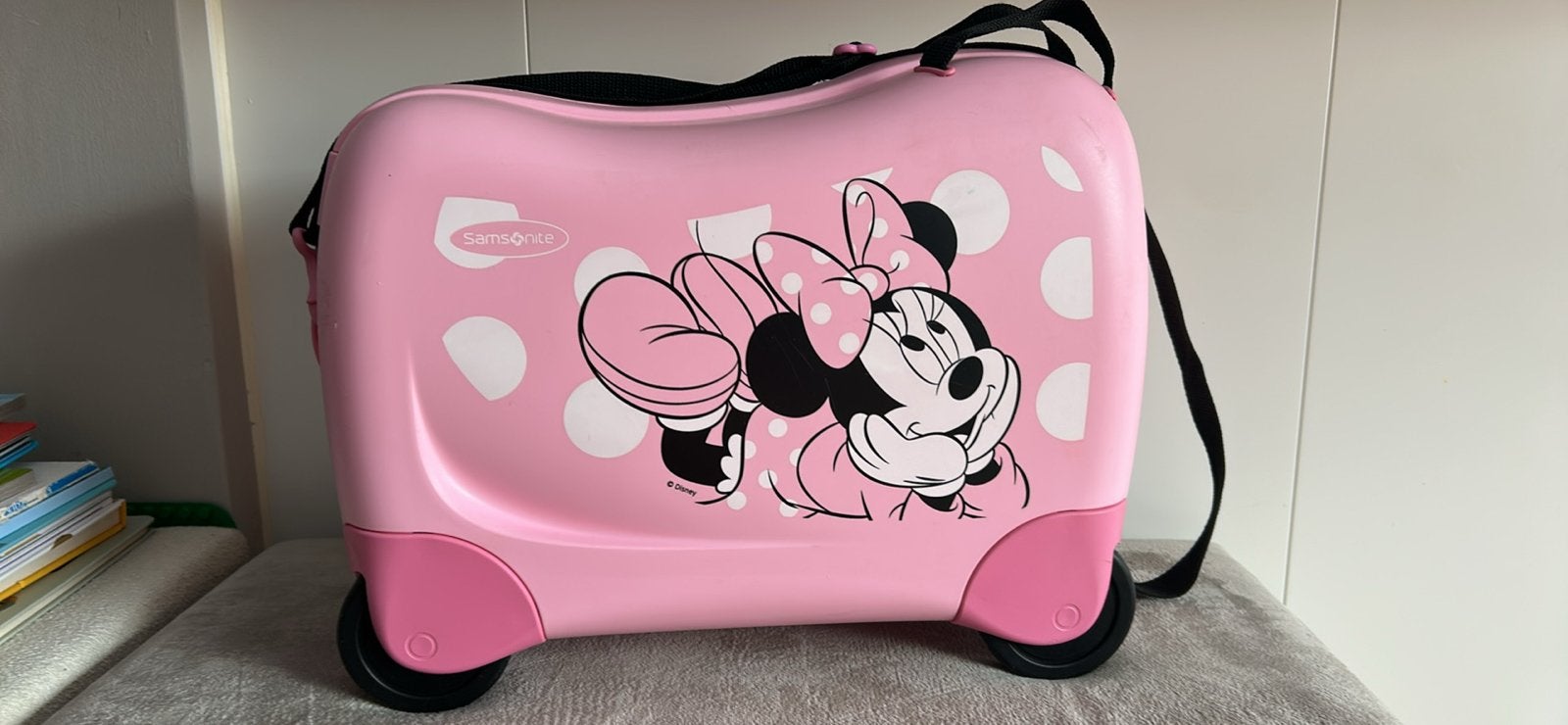 Samsonite Disney Minnie Mouse Koffer - Ride-On voor Kinderen, Sieraden, Tassen en Uiterlijk, Gebruikt, Hard kunststof, Minder dan 50 cm