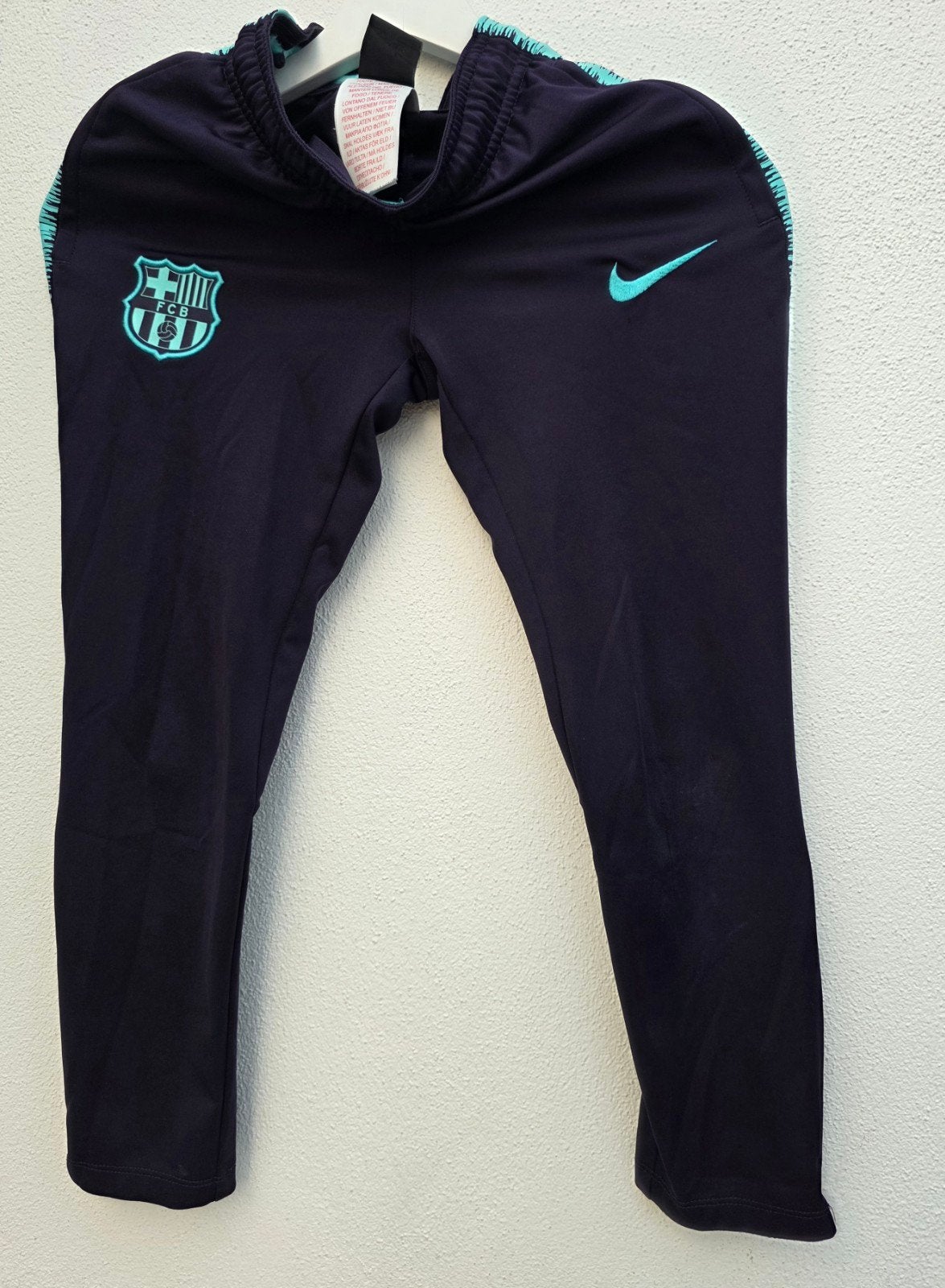 Nike FC Barcelona Trainingsbroek - Maat S (8-10 jaar), Ophalen of Verzenden, Zo goed als nieuw