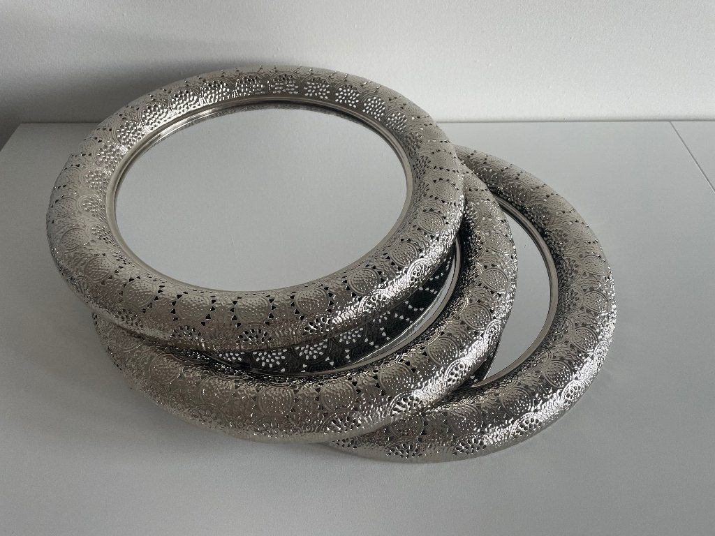 Set 3 ronde spiegels (of schaal/plateau) – zilverkleurig, Ophalen, Minder dan 50 cm, Rond, Zo goed als nieuw
