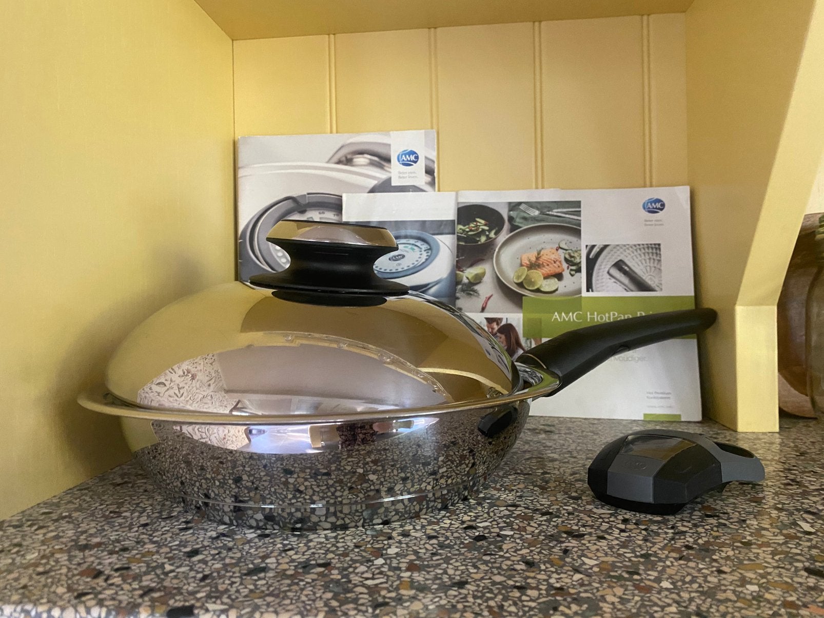 AMC HotPan Prime Koekenpan 24 cm 2.0 liter, Ophalen of Verzenden, Zo goed als nieuw, Rvs, AMC