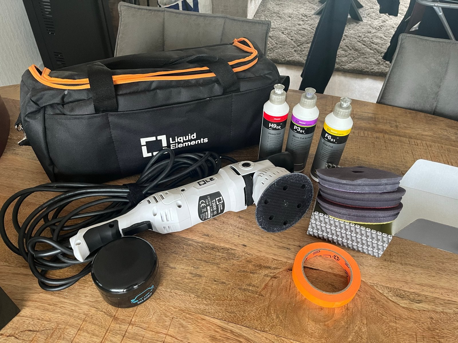 Liquid Elements T3000 V3 Excentrische Polijstmachine Set, Ophalen, Zo goed als nieuw, 600 tot 1200 watt, Excentrische schuurmachine