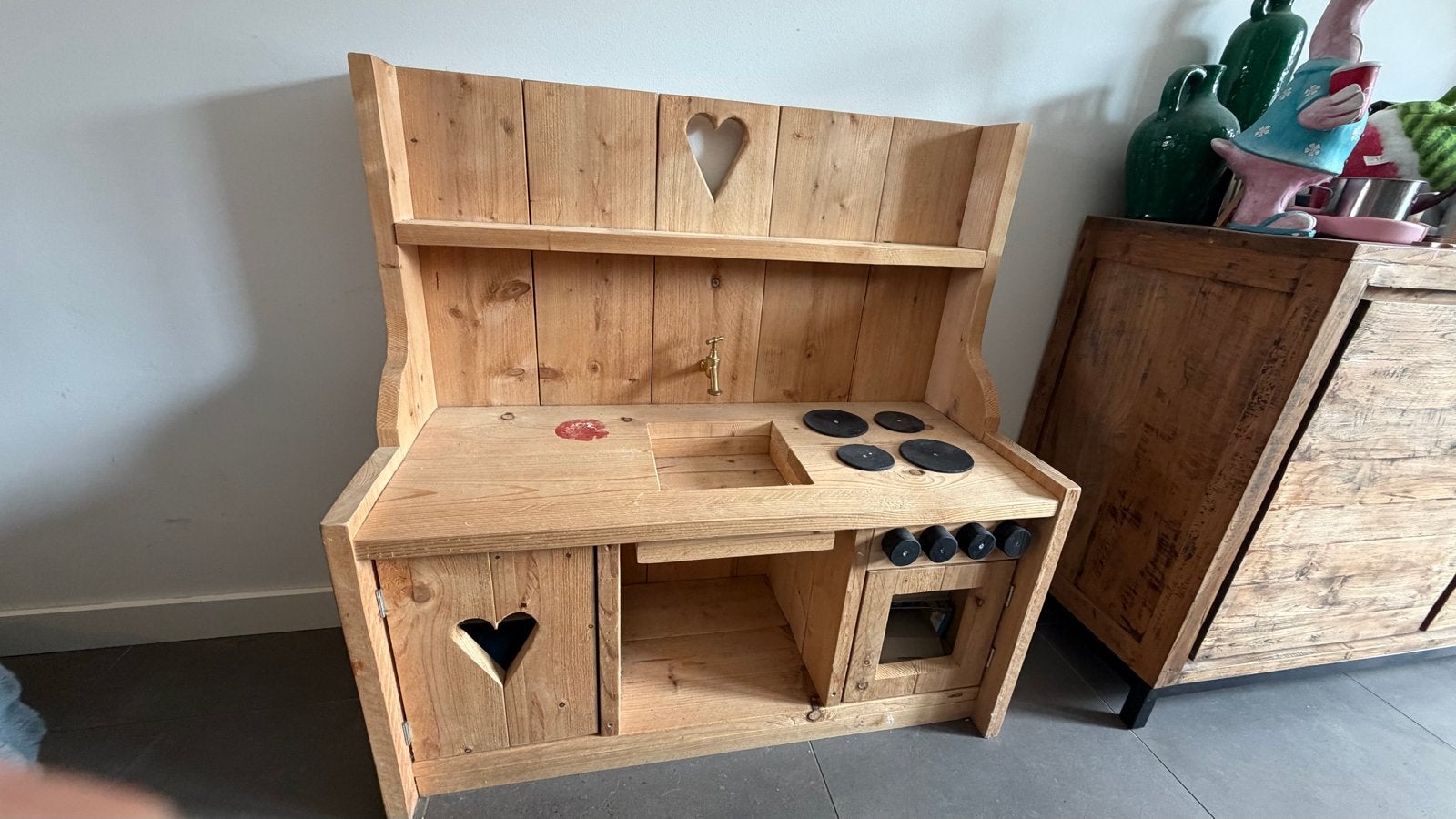 Houten Speelkeuken met Hartjesdetails, Ophalen, Gebruikt, Hout, Speelkeuken