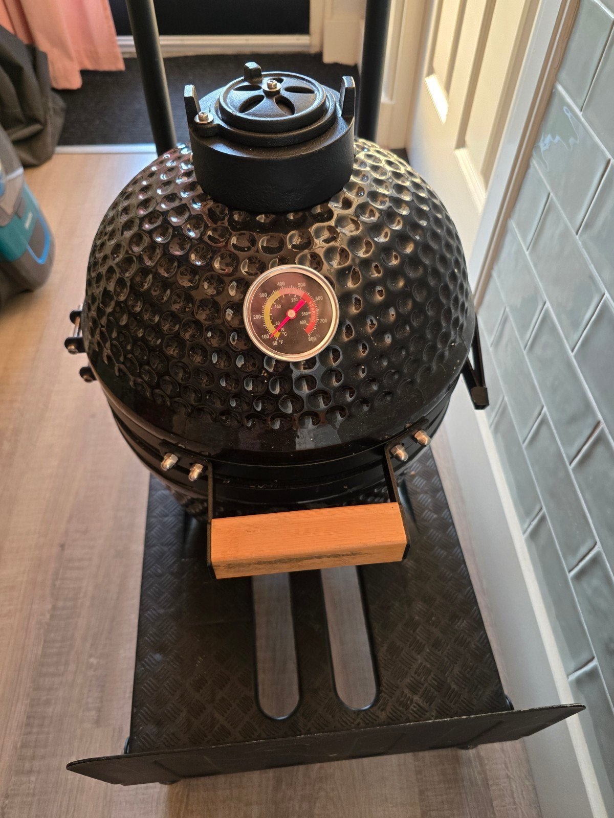 Kamado mini BBQ 27 cm diameter grill met onderstel en hoes, Ophalen, Zo goed als nieuw, Grill Care