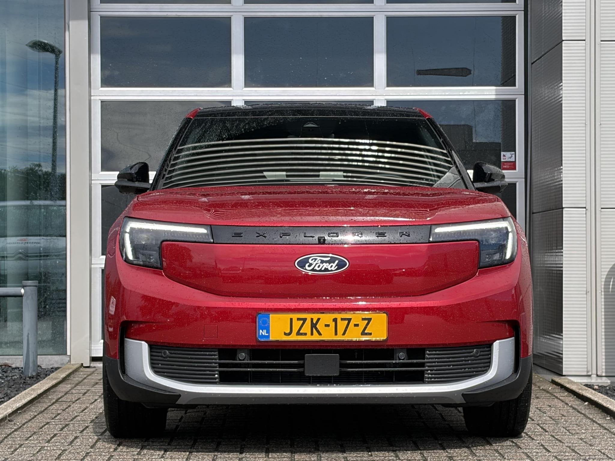 Ford Explorer Premium Extended Range RWD 77 kWh, Automaat, Achterwielaandrijving, 495 min, Verwarmde buitenspiegels