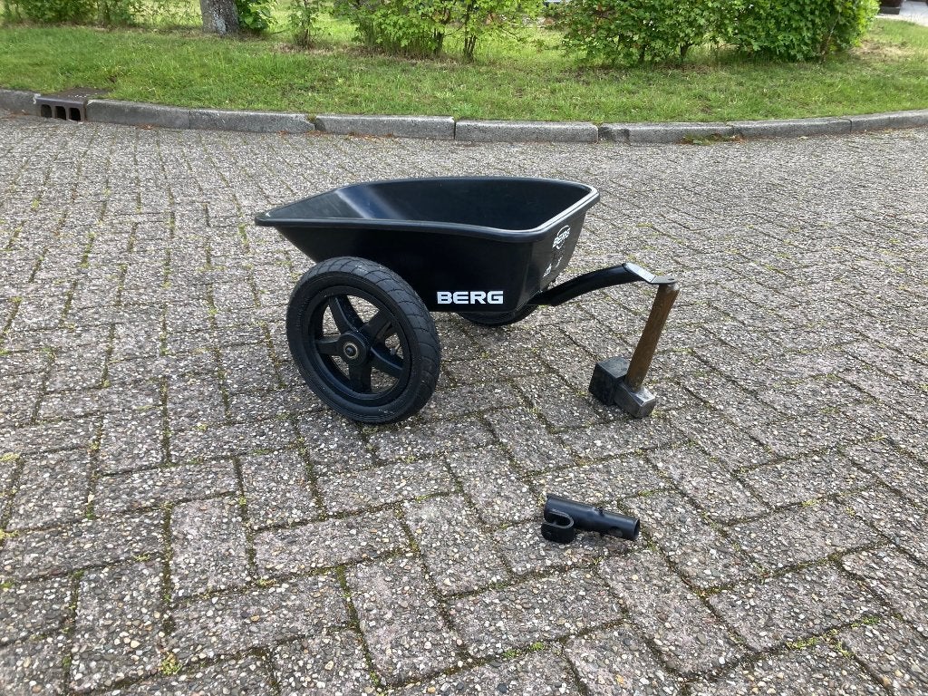Aanhanger skelter voor Berg Buddy en/of Rally modellen, Ophalen, Zo goed als nieuw, Berg, Met kar of aanhanger
