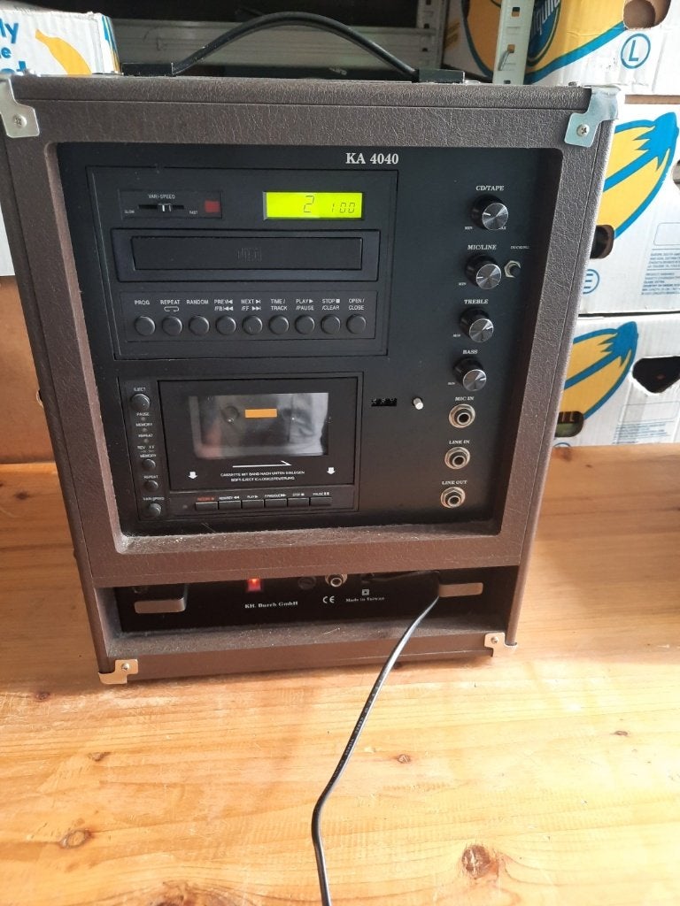 KA 4040 karaoke-installatie / karaoke, cd-speler en cassette, Gebruikt, -, -, Draagbaar