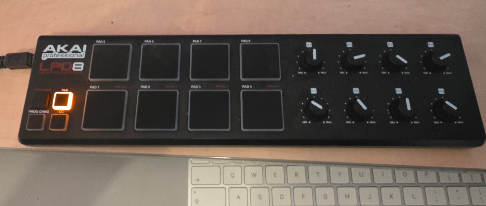 akai professionele LPD8 MIDI, Ophalen, Zo goed als nieuw