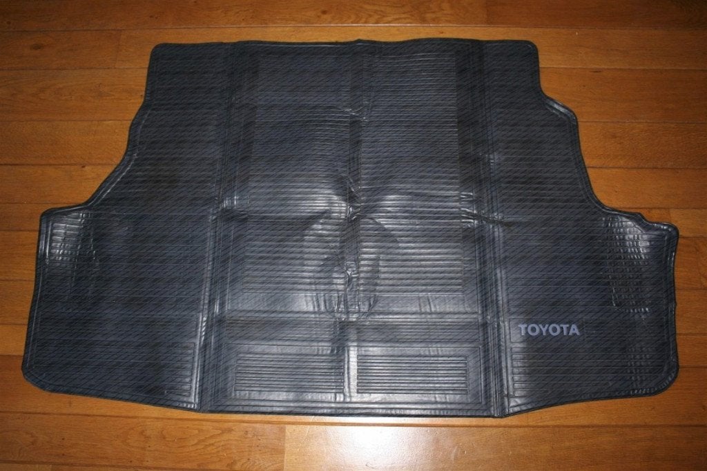 Toyota Corolla E10 sedan optionele kofferbakmat JDM, Ophalen, Gebruikt