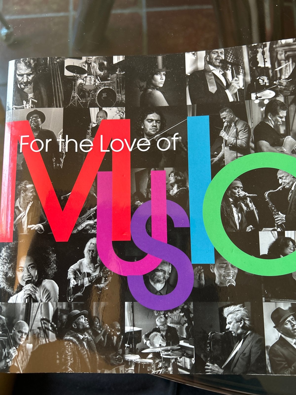 For the Love of Music - Portretten van muzikanten, Boeken, Ophalen of Verzenden, Gelezen, Artiest