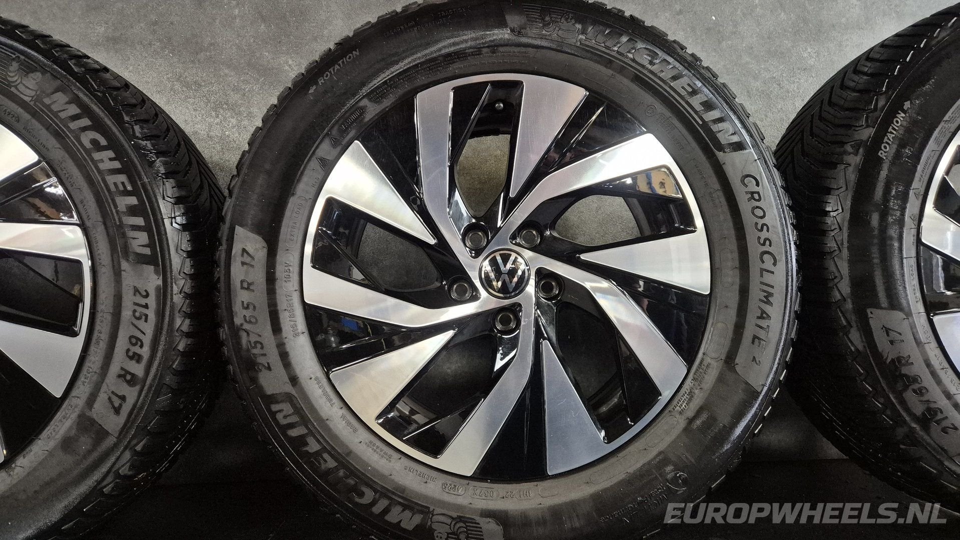 17 inch VW Tiguan Tayron velgen all season NIEUWSTAAT, -, -, Banden en Velgen, 17 inch
