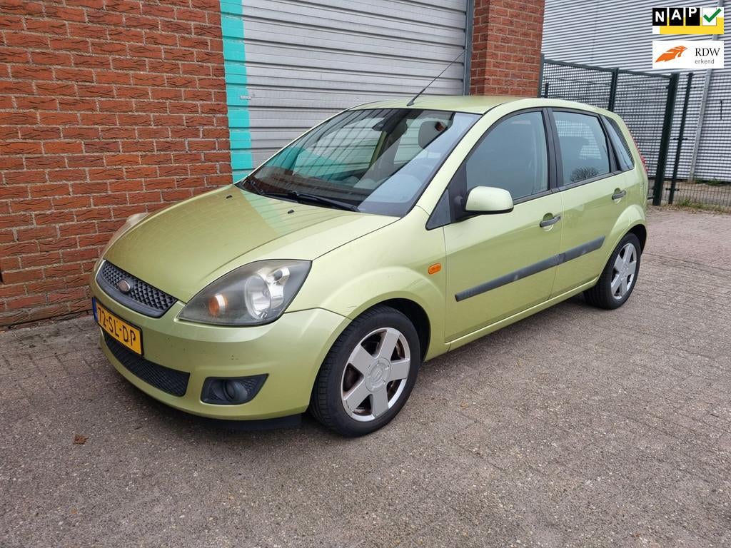 Ford Fiesta 1.3-8V Futura 5-Drs Bj:2006 NAP!, 1299 cc, 4 cilinders, Metallic lak, Origineel Nederlands