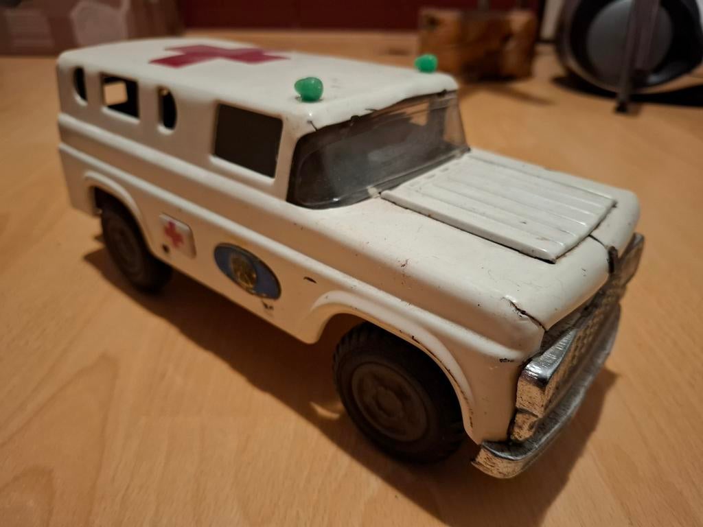 Marusan Bulldog  Toy Japan metalen speelgoed ambulance, Ophalen of Verzenden, Gebruikt