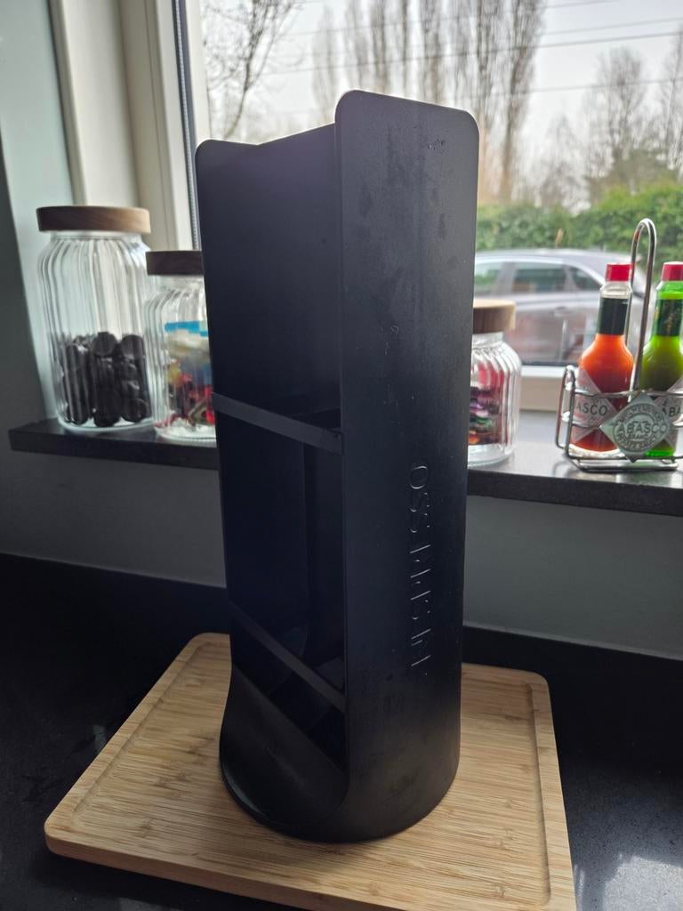 Nespresso cuphouder, Ophalen