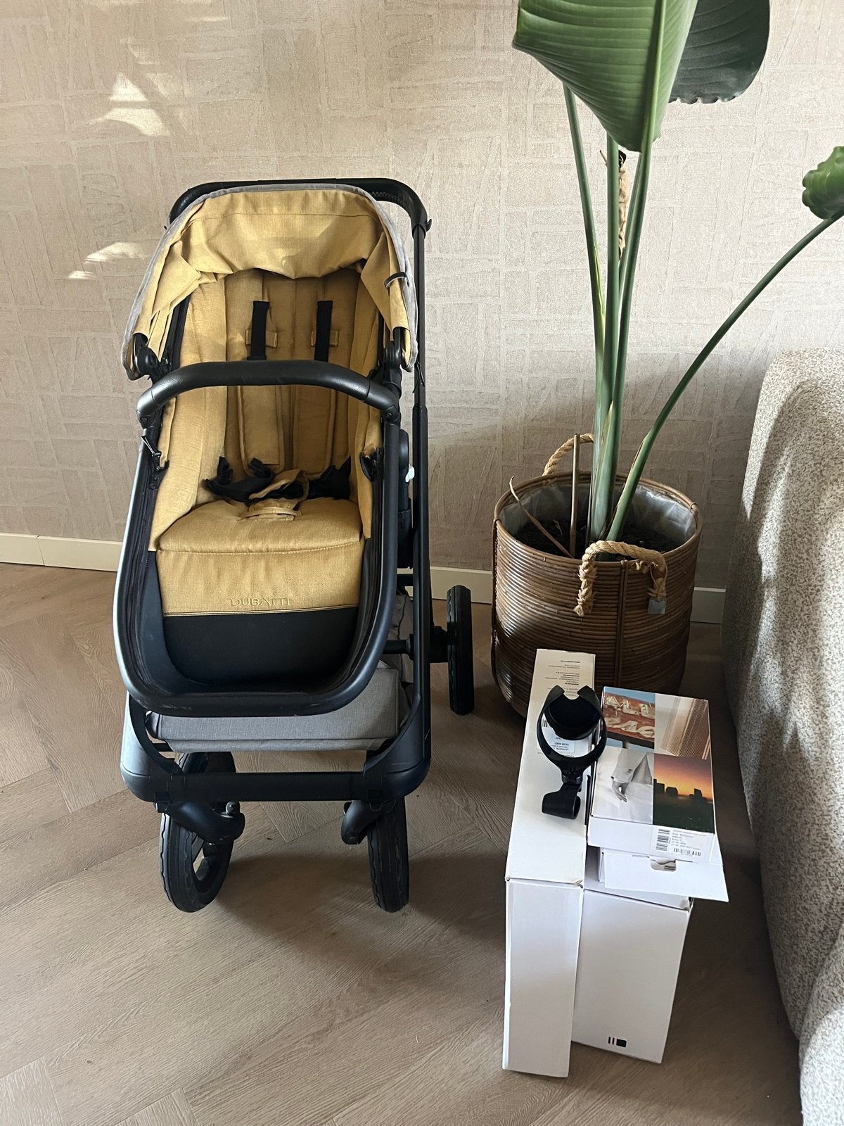 Dubatti One combi kinderwagen, Kinderen en Baby's, Kinderwagens en Combinaties, Verstelbare duwstang, Zo goed als nieuw, Combiwagen