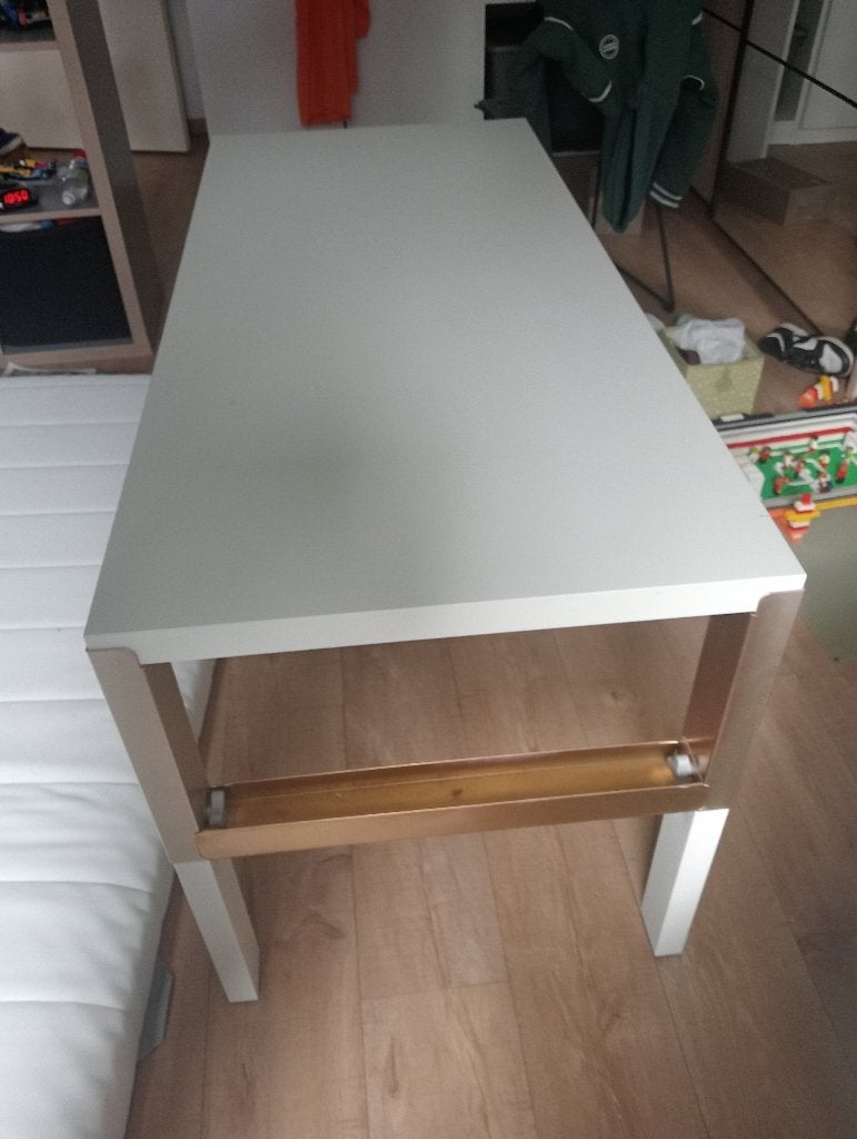 Verstelbaar kinderbureau, Ophalen, Gebruikt, Metaal, Kinderbureau