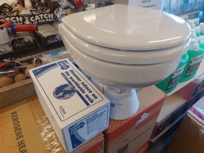 Scheepstoilet QF Compact 24V, Watersport en Boten, Niet ingevuld, Nieuw, Niet ingevuld, Niet ingevuld