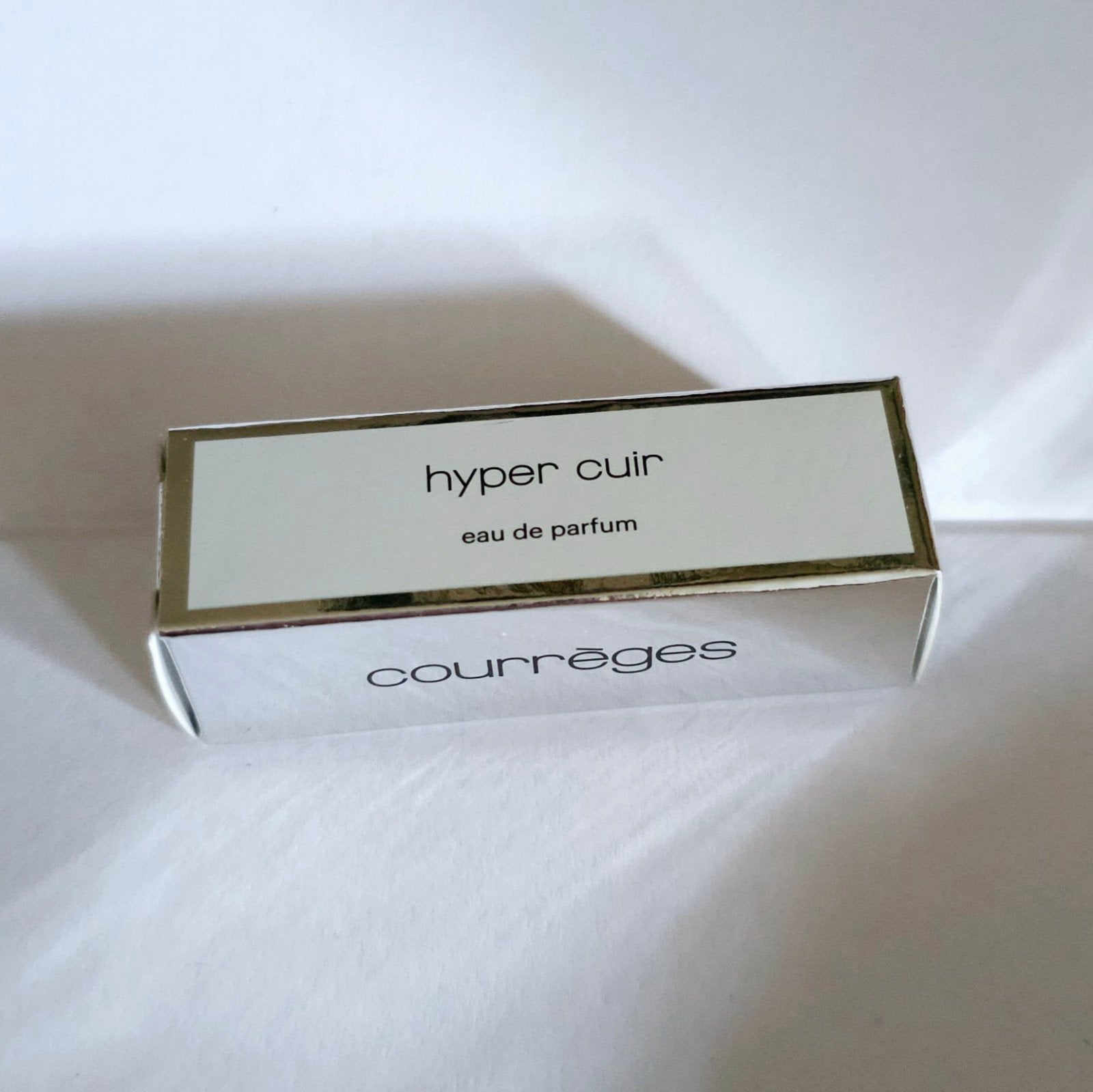 NU €5 ‼️ Courreges Hyper Cuir niche eau de parfum, Ophalen of Verzenden, Nieuw
