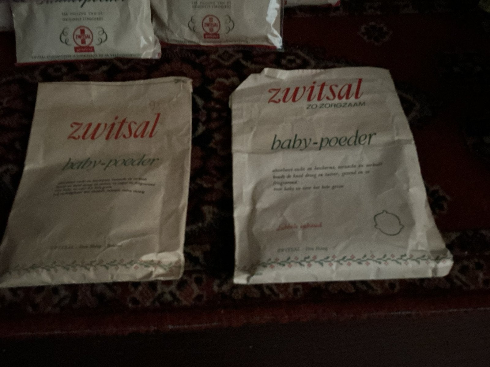 2 poederzakken met takje, Ophalen of Verzenden