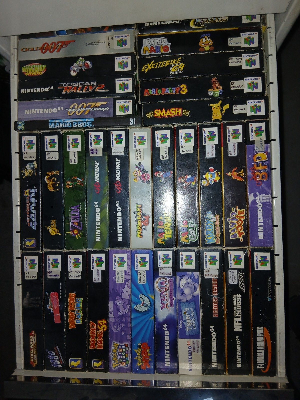 Mooi N64 lot: consoles, veel games (CIB) en accessoires, Spelcomputers en Games, Spelcomputers | Nintendo 64, Ophalen, Gebruikt