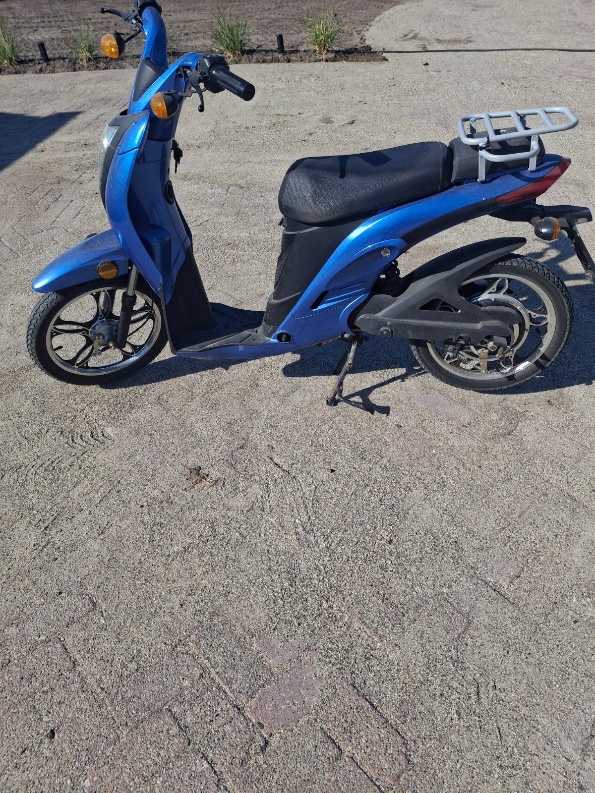 Elektrische snorscooter - Blauw, Fietsen en Brommers, Snorfietsen en Snorscooters, Ophalen, Gebruikt, Elektrisch, Overige merken