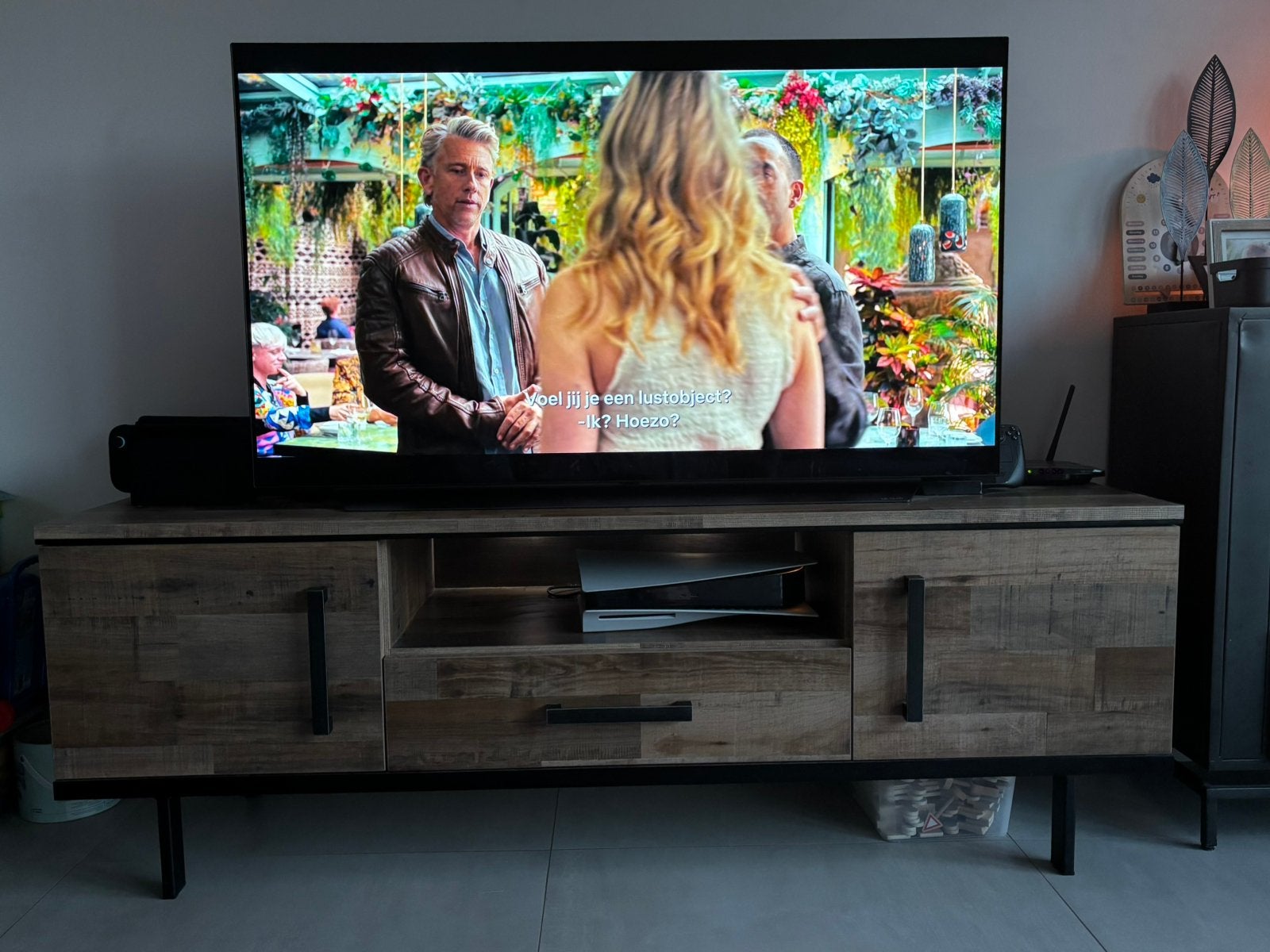 TV Meubel - met verlichting, Ophalen, Gebruikt, 150 tot 200 cm, Minder dan 100 cm