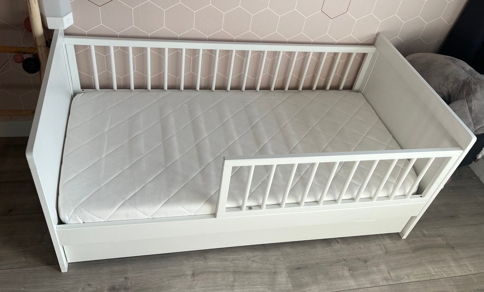 Petite amelie peuter bed compleet!, Kinderen en Baby's, Kinderkamer | Bedden, 70 tot 85 cm, Zo goed als nieuw, Minder dan 140 cm