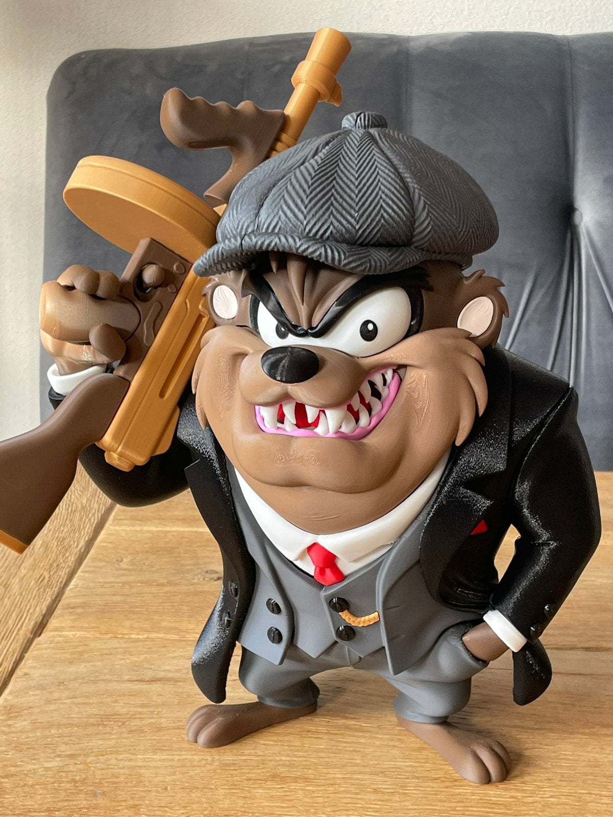 Taz - peaky blinders - 35 cm, Ophalen of Verzenden, Zo goed als nieuw