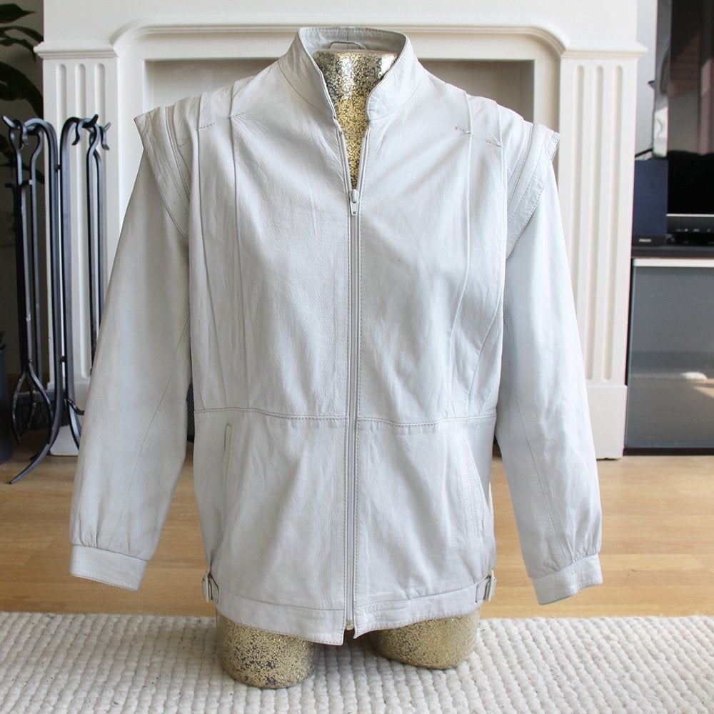 Exclusieve Wit Leren Jas (L) € 75,-, Beige, Maat 42/44 (L), Ophalen of Verzenden, Zo goed als nieuw