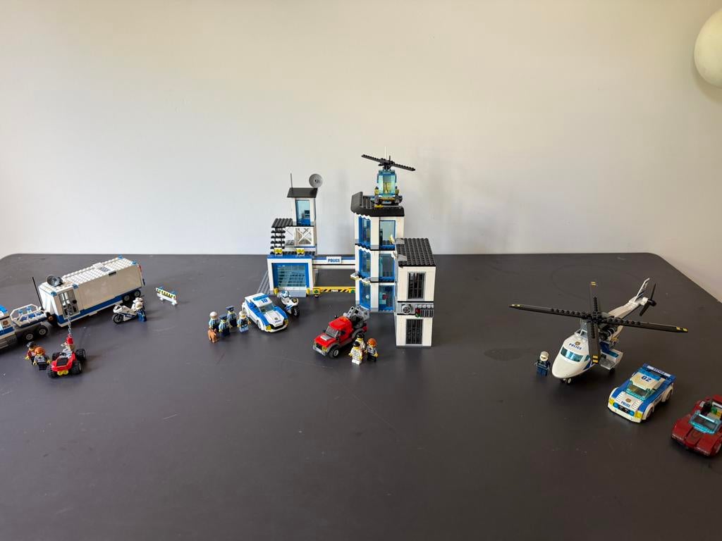 LEGO City Drie politie sets 60138, 60139 en 60141, Kinderen en Baby's, Ophalen, Zo goed als nieuw