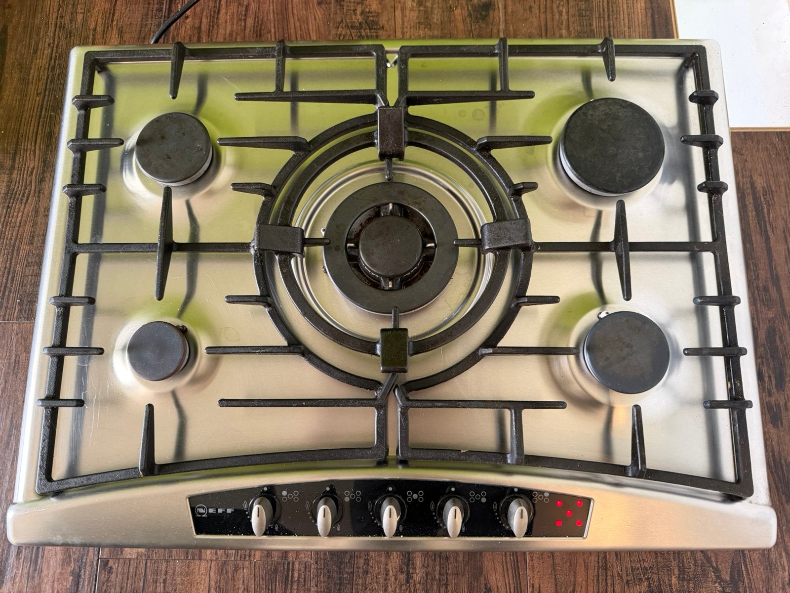 Neff RVS gaskookplaat met wokbrander en gietijzeren dragers, Ophalen, Zo goed als nieuw, Inbouw, Gas