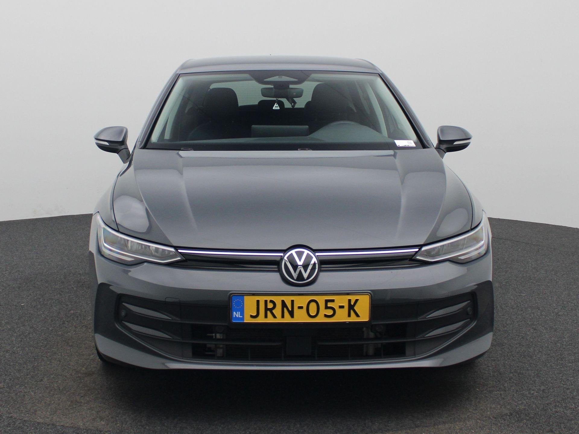 Volkswagen Golf 1.5 eHybrid Life Edition 204 PK| Origineel N, Auto's, Volkswagen, 12 maanden, 4 cilinders, 150 min, 26 kWh