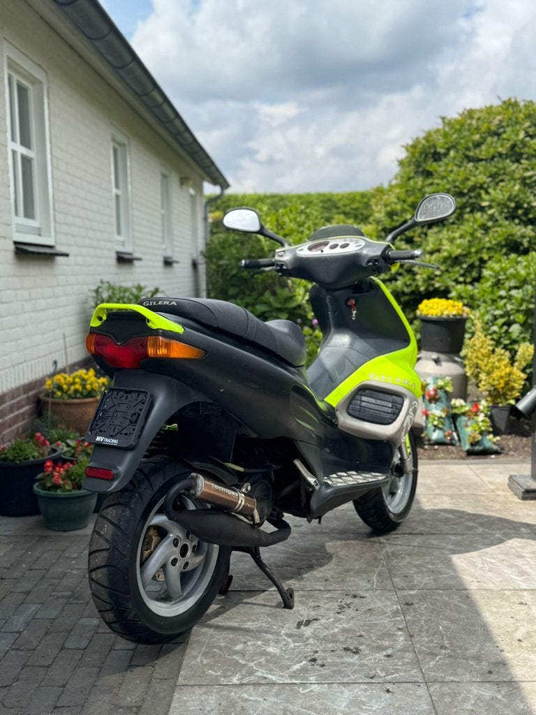 ⭐️Gilera runner sp dd fluor geel 2 takt terugloop Brom⭐️, Niet ingevuld, Niet ingevuld, Niet ingevuld