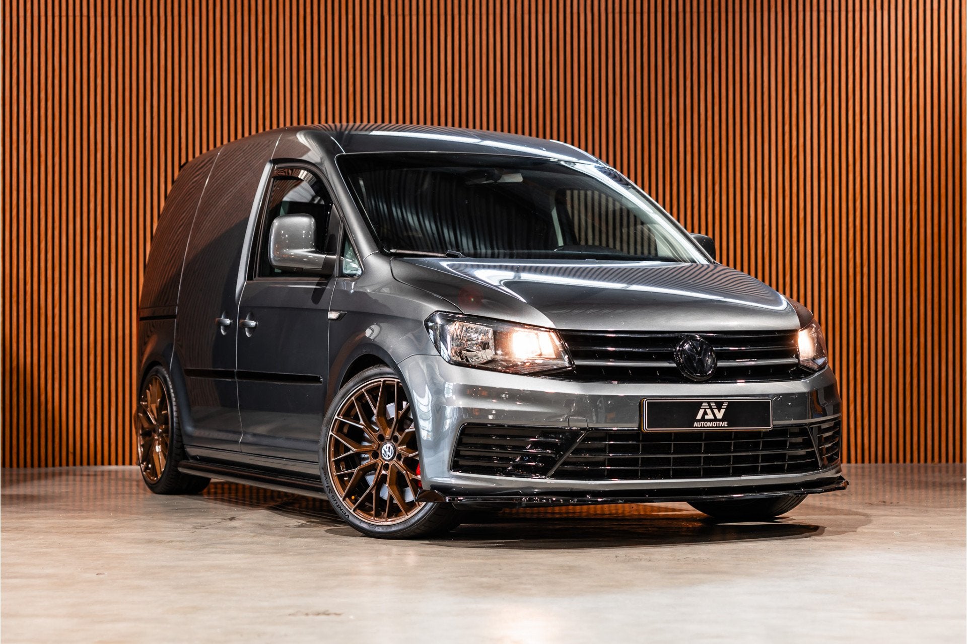 Volkswagen Caddy 2.0 TDI 185 PK | R-Line | CarPlay | Camera, Voorwielaandrijving, Gebruikt, 4 cilinders, Volkswagen