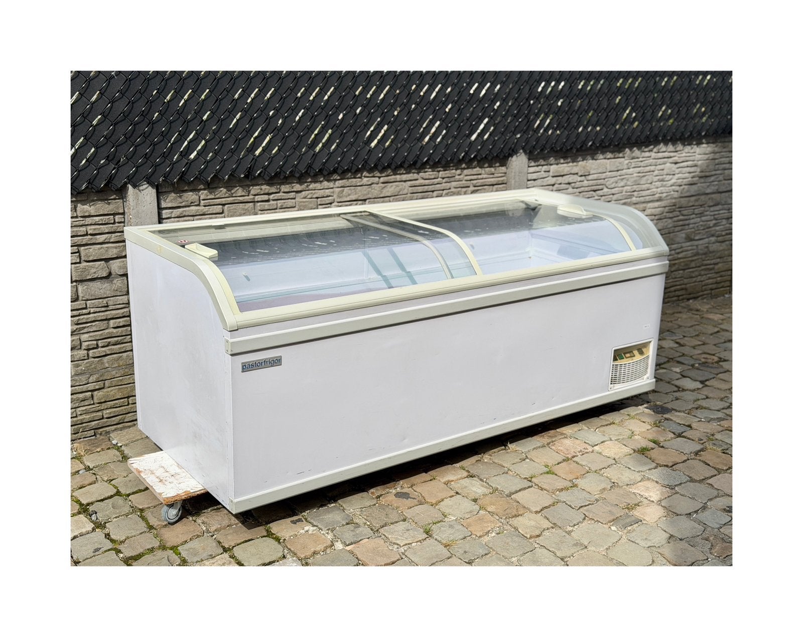 Professionele vriezer 210 van 1040 liter, Witgoed en Apparatuur, Koelkasten en IJskasten, Ophalen, Gebruikt