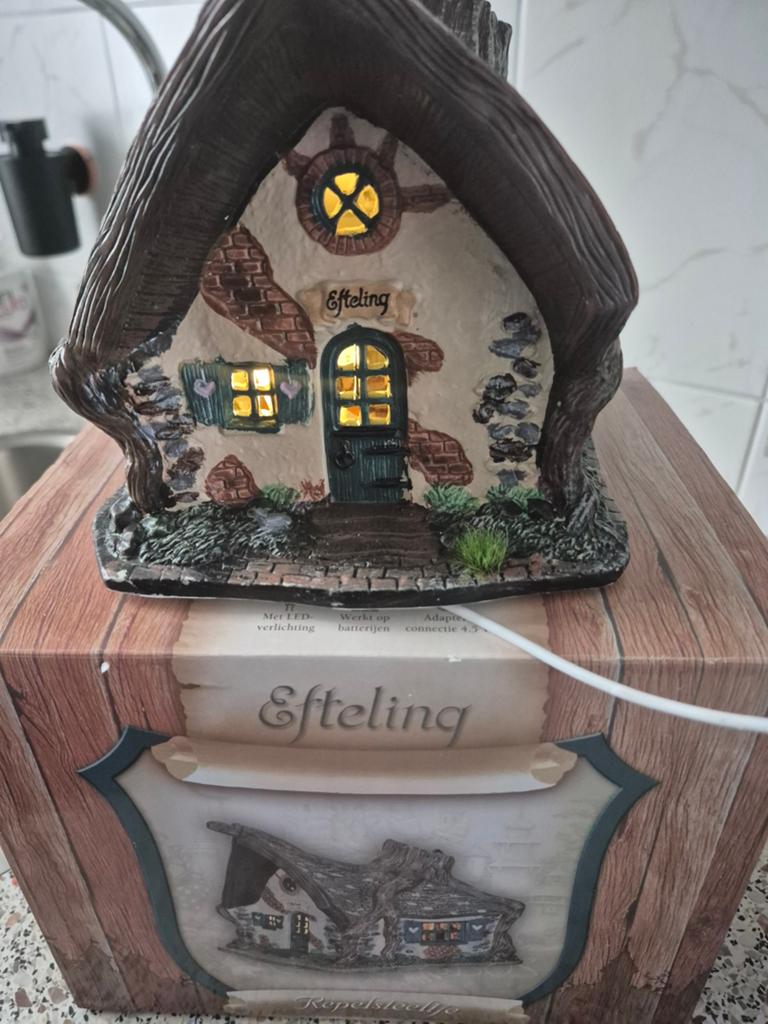 Efteling huis van Repelsteeltje, Ophalen of Verzenden, Zo goed als nieuw, Beeldje of Poppetje
